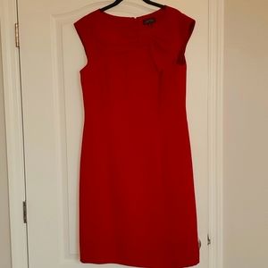 Cranberry size 10 Tahari Dress